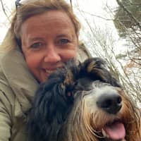 Sitter Profile Image: Elaine R.