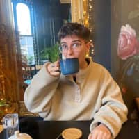 Sitter Profile Image: Juliette L.