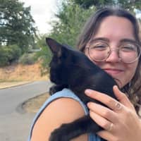 Sitter Profile Image: caroline o.