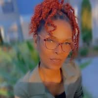 Sitter Profile Image: Robertia J.