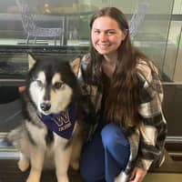 Sitter Profile Image: Riley L.