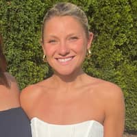 Sitter Profile Image: Emma S.