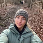 Sitter Profile Image: April S.