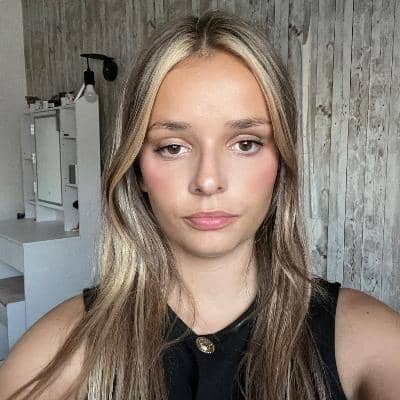 Photo de profil du pet sitter : Maelyss B.