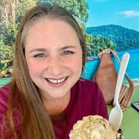 Sitter Profile Image: Jacqueline Y.