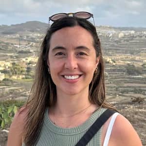 Sitter Profile Image: Fernanda N.