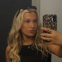 Sitter Profile Image: Chloe H.