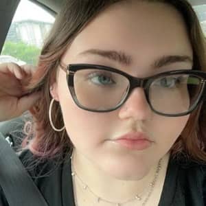 Sitter Profile Image: Madelynn L.