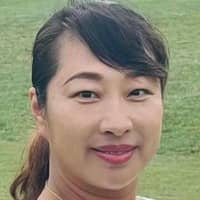 Sitter Profile Image: XinLing X.