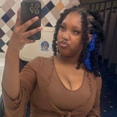Sitter Profile Image: Janiah S.