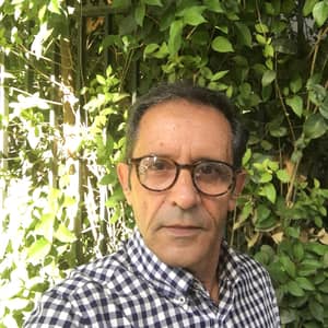 Sitter Profile Image: José Manuel C.