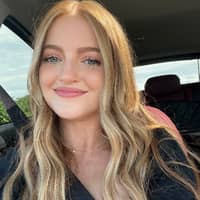 Sitter Profile Image: Valerie Y.