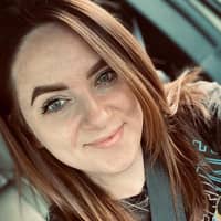 Sitter Profile Image: Lindsay S.