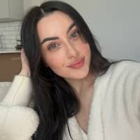 Sitter Profile Image: Alyssa S.