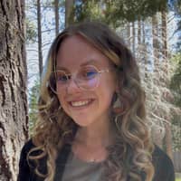 Sitter Profile Image: Mary S.