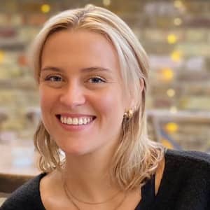 Sitter Profile Image: Catriona D.