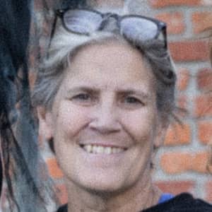 Sitter Profile Image: Deanna S.