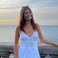 Sitter Profile Image: Alexis H.