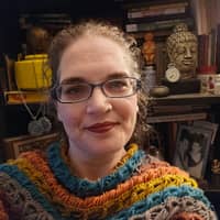 Sitter Profile Image: Shannon R.