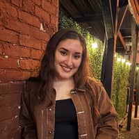 Sitter Profile Image: Noely T.