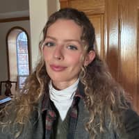 Sitter Profile Image: Megan V.