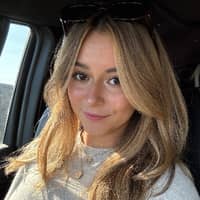 Sitter Profile Image: Corona E.