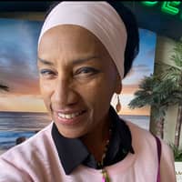 Sitter Profile Image: Karen G.