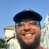 Sitter Profile Image: Sebastian C.