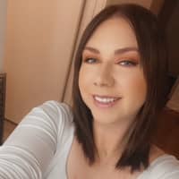 Sitter Profile Image: Halie N.