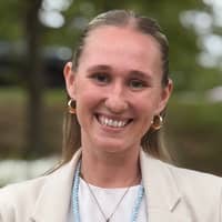 Sitter Profile Image: Julia F.