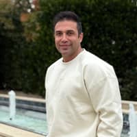 Sitter Profile Image: Vahid S.