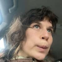 Sitter Profile Image: frederique b.