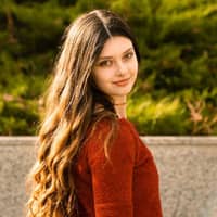 Sitter Profile Image: Delia M.