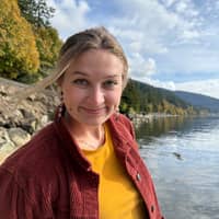 Sitter Profile Image: Maddie B.