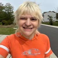 Sitter Profile Image: Elise S.