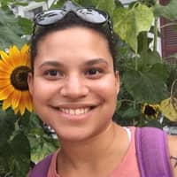 Sitter Profile Image: Heather W.