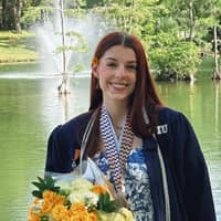 Sitter Profile Image: Emma R.