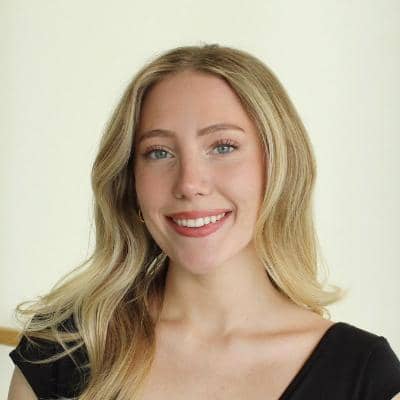Sitter Profile Image: Corinne N.