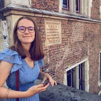 Photo de profil du pet sitter : clemence v.