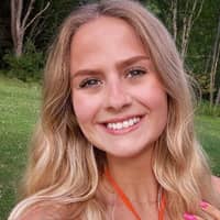 Sitter Profile Image: Haley F.