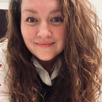 Sitter Profile Image: Leah R.