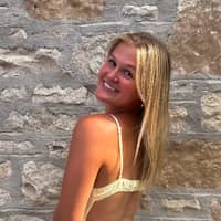 Sitter Profile Image: Andie A.