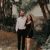 Sitter Profile Image: Sara & Alexander S.