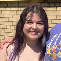 Sitter Profile Image: Julia C.