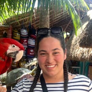 Sitter Profile Image: Baileigh S.