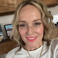 Sitter Profile Image: Mandi c.