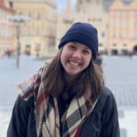 Sitter Profile Image: Kirsten R.