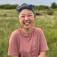 Sitter Profile Image: Huei Sin L.