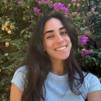 Sitter Profile Image: Emma Louise S.