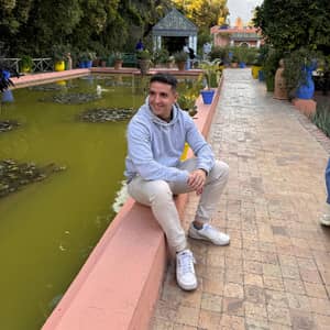 Sitter Profile Image: Miguel G.